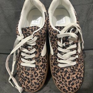 Dolce Vita White and Brown Shoes
